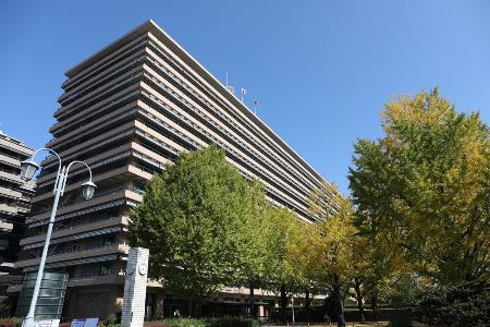 　熊本県庁の本館