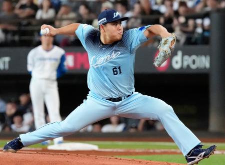 日本ハム戦に先発し、７回無失点で８勝目を挙げた西武・平良＝エスコンフィールド