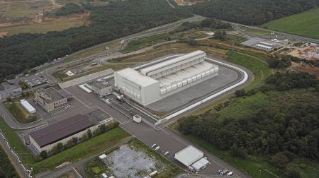 青森県むつ市の中間貯蔵施設＝２０２４年９月