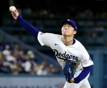 　ブルワーズ戦に先発し、６回を１失点で１２勝目を挙げたドジャース・山本＝ロサンゼルス（共同）