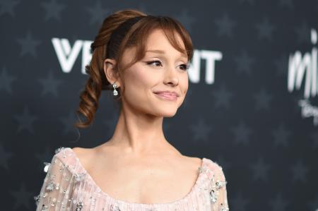人気歌手のアリアナ・グランデさん＝１月、米カリフォルニア州（ＡＰ＝共同）