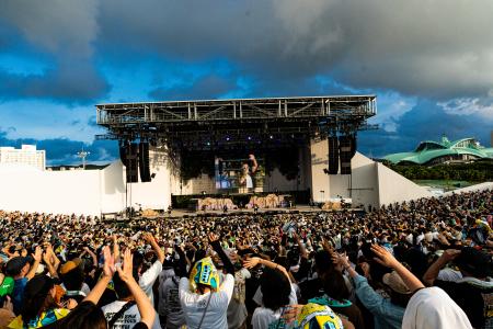 ケツメイシの沖縄・宜野湾海浜公園屋外劇場公演(撮影:石川大輝)