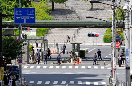 東京・市谷の防衛省＝７日