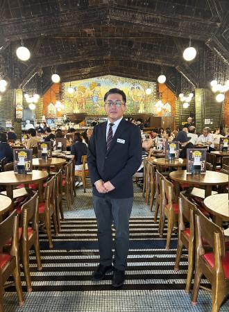 　ビヤホールライオン銀座七丁目店の井上法泰総支配人