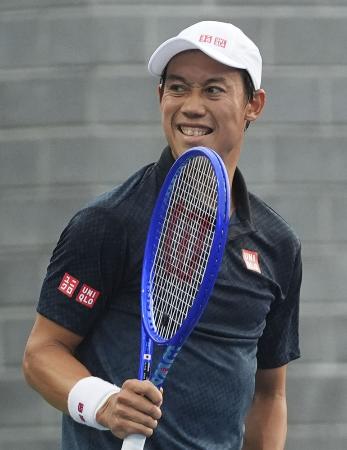 男子シングルス予選２回戦で勝利した錦織圭＝ニューヨーク（ＡＰ＝共同）