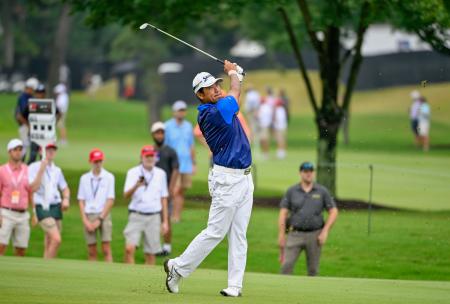 第１ラウンド、１アンダーで２５位の松山英樹＝イーストレークＧＣ（共同）