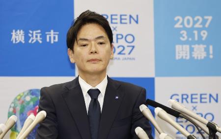 記者会見で辞意を表明した横浜市の山中竹春市長＝２０２６年８月２８日、横浜市役所
