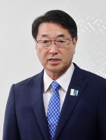 出馬表明する新潟市の中原八一市長＝１日午後、新潟市