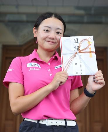 個人戦で女子の最上位となった日大の倉持凪＝グランフィールズＣＣ