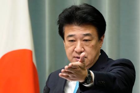 記者会見する木原官房長官＝１１日午前、首相官邸