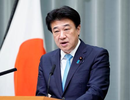 記者会見する木原官房長官＝１１日午後、首相官邸