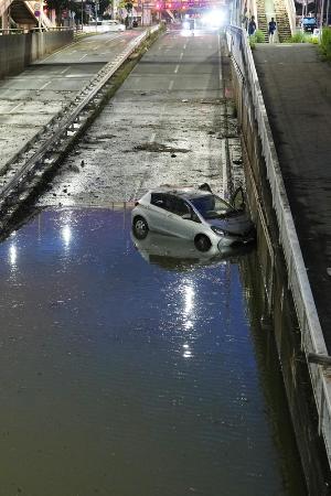 冠水した千葉市内のアンダーパス＝８月