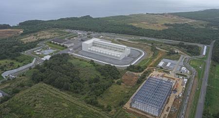 使用済み核燃料の中間貯蔵施設＝２０２４年９月、青森県むつ市