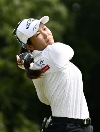 第2日、通算8アンダーで首位に浮上した神谷そら=新南愛知CC