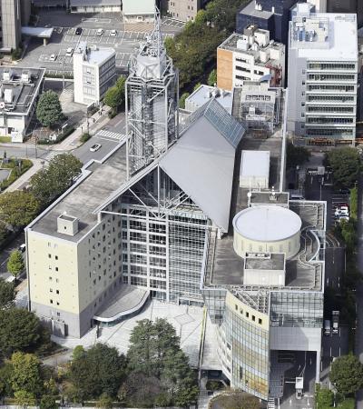 富山市役所