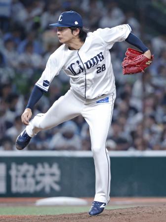 ７回に登板し、２勝目を挙げた西武・森脇＝ベルーナドーム