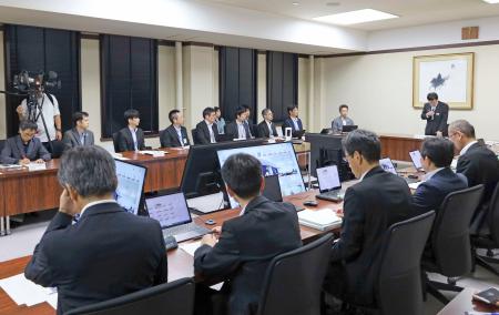 愛知県などが開いた東海豪雨以降の河川整備の効果を検証する会議＝３０日午前、名古屋市