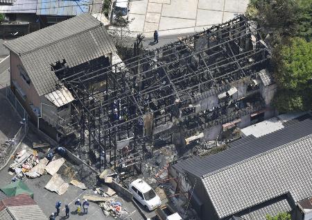２０１７年５月に北九州市小倉北区で起きたアパートの火災現場