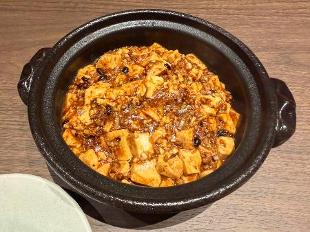 　「唐人飯店」の名物、マーボー豆腐
