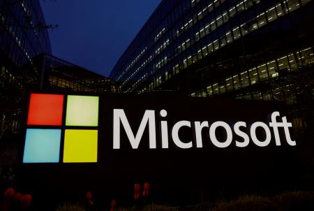米マイクロソフトのロゴ＝２０２４年３月（ロイター＝共同）