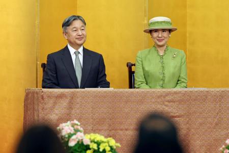 ＧＥＡが主催する国際会議の開会式に出席された天皇、皇后両陛下＝１５日午前、東京都港区のホテル（代表撮影）
