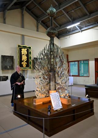 　国宝の「水煙」＝２２日、奈良市の薬師寺